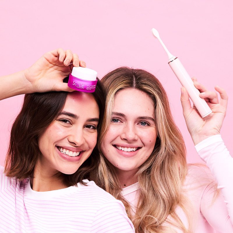 70 Toothbrush and powder bundle withmodels pink0072